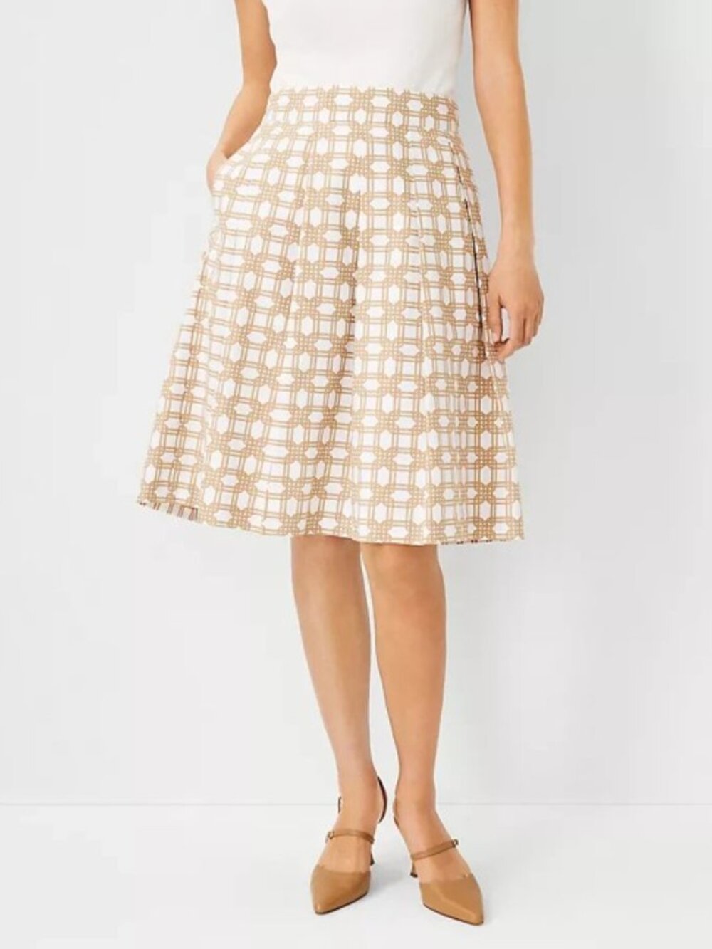 Ann Taylor Rattan Print  A-Line Pleated Full Skirt, 10P, EUC